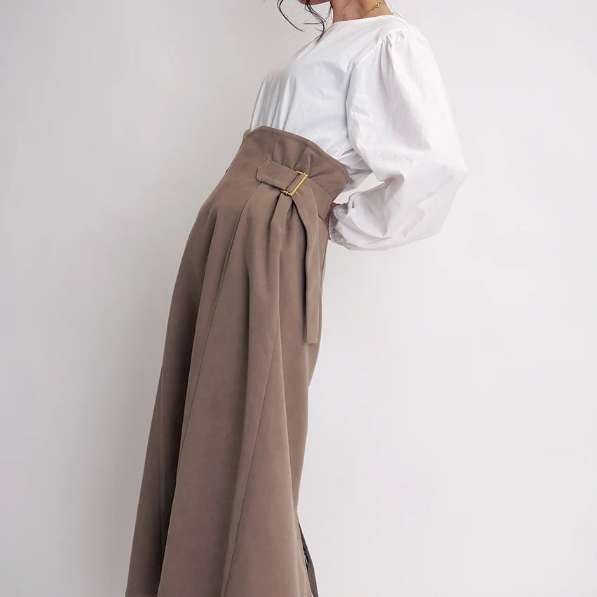 サイドベルトスウェードスカート